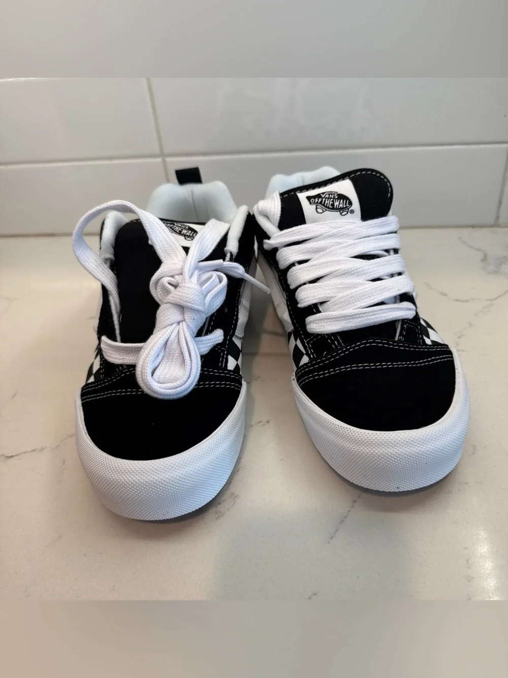 New Vans Knu Skool Skate Shoe Size 5.5 Y Men’s Black White Check Lace Up Sneaker